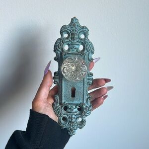 Gorgeous cast iron antique door knob